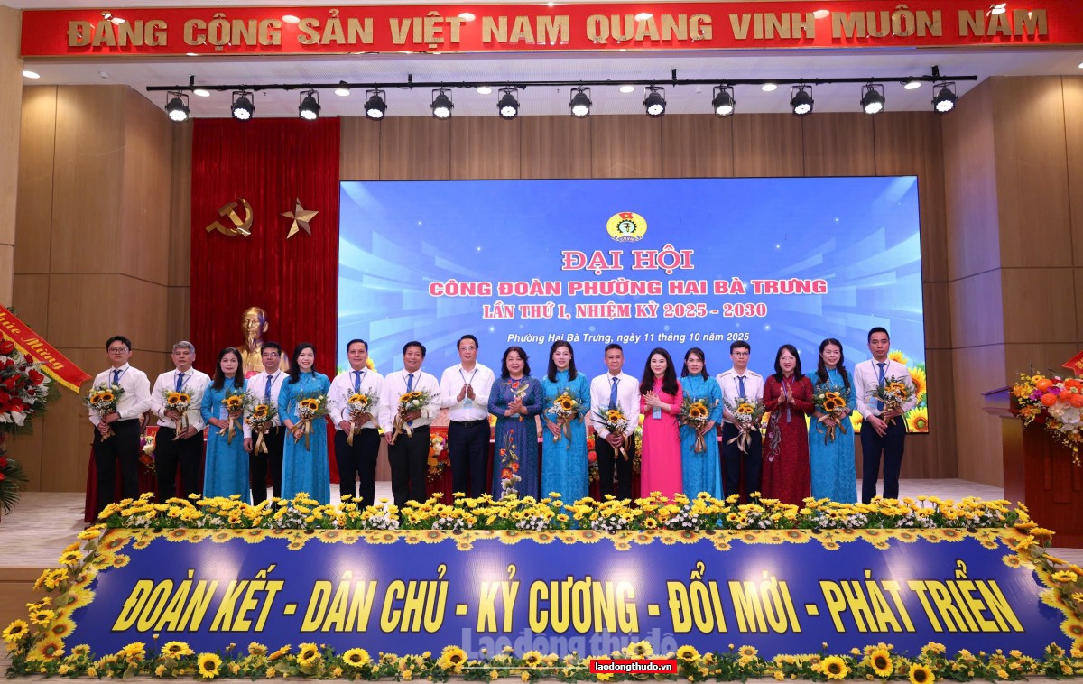 Ra mắt Ban Chấp hành Công đoàn phường Hai Bà Trưng