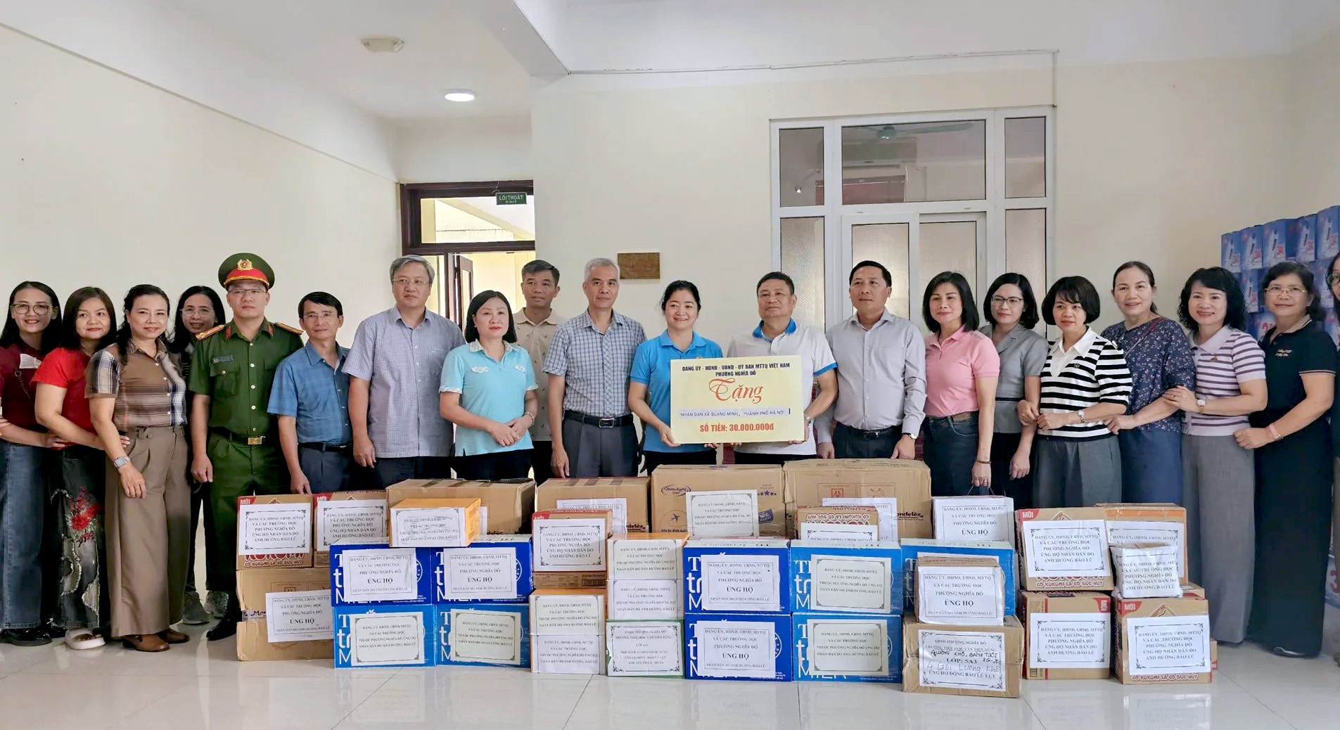 Phường Nghĩa Đô hướng về vùng lũ: Chung tay sẻ chia, lan tỏa nghĩa tình Thủ đô