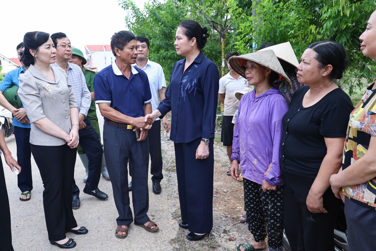 Lãnh đạo Ủy ban Trung ương MTTQ Việt Nam thăm hỏi, trao hỗ trợ tới nhân dân tỉnh Thái Nguyên Lãnh đạo Ủy ban Trung ương MTTQ Việt Nam thăm hỏi, trao hỗ trợ tới nhân dân tỉnh Thái Nguyên