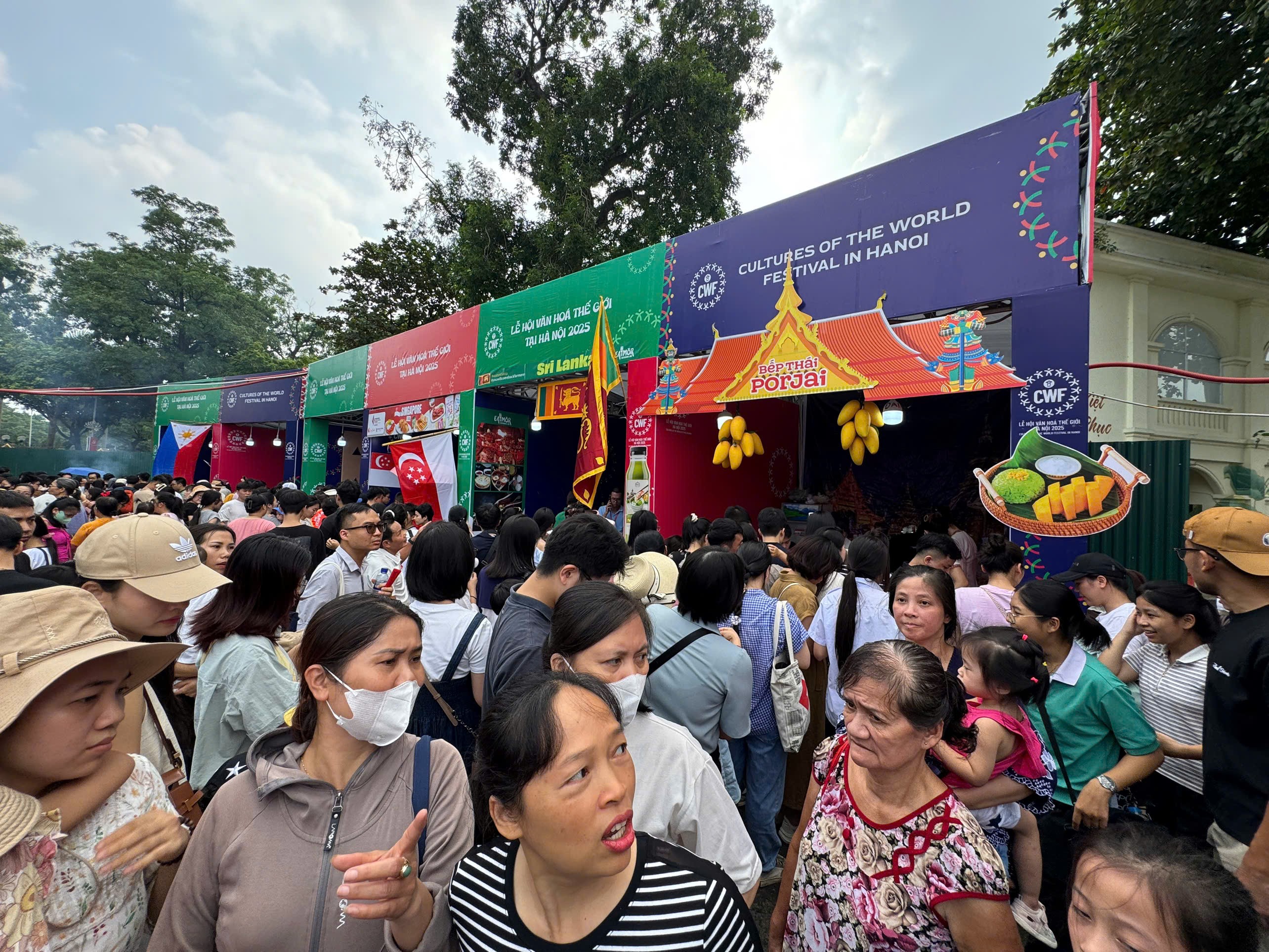 Lễ hội Văn hóa Thế giới tại Hà Nội lần thứ nhất thu hút 1 triệu lượt khách tham dự Lễ hội Văn hóa Thế giới tại Hà Nội lần thứ nhất thu hút 1 triệu lượt khách tham dự