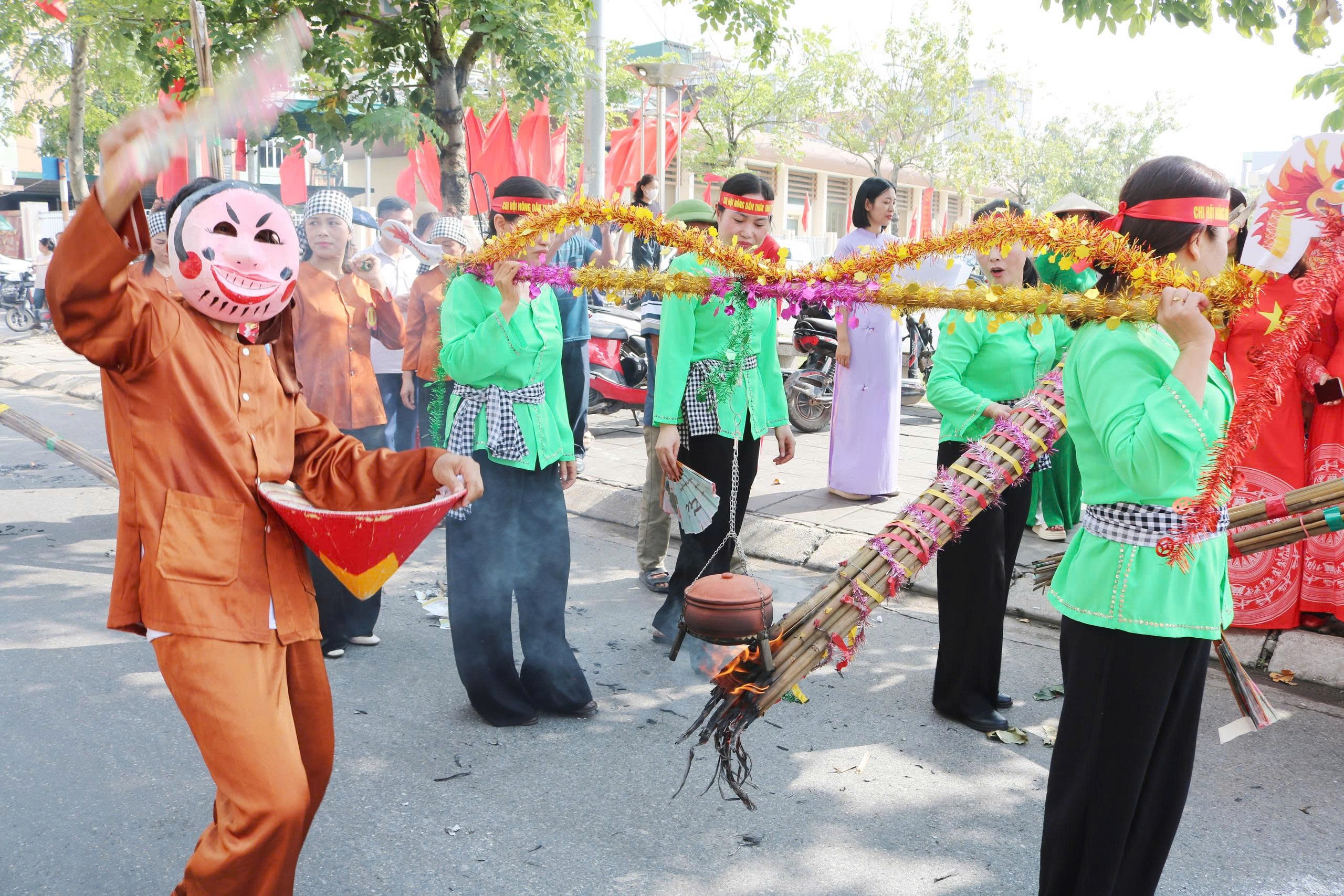 Quốc Oai: Sôi nổi ngày hội lớn của phụ nữ, nông dân và thanh niên trên địa bàn