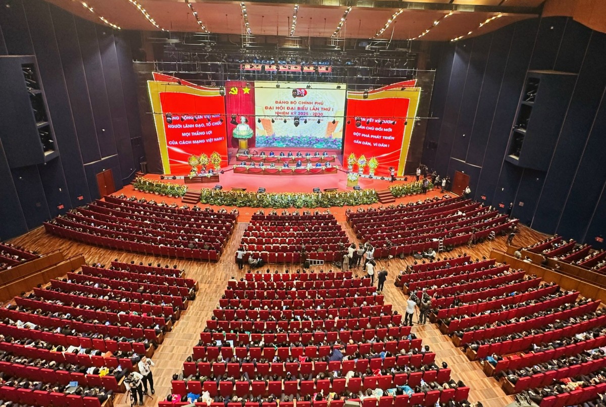 Khai mạc trọng thể Đại hội đại biểu Đảng bộ Chính phủ lần thứ I Khai mạc trọng thể Đại hội đại biểu Đảng bộ Chính phủ lần thứ I