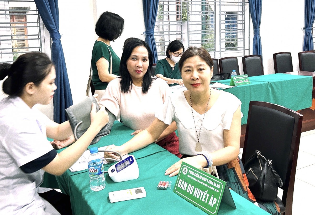 Trường Tiểu học Phương Mai: Phát huy dân chủ, xây dựng môi trường giáo dục hạnh phúc, đoàn kết Trường Tiểu học Phương Mai: Phát huy dân chủ, xây dựng môi trường giáo dục hạnh phúc, đoàn kết