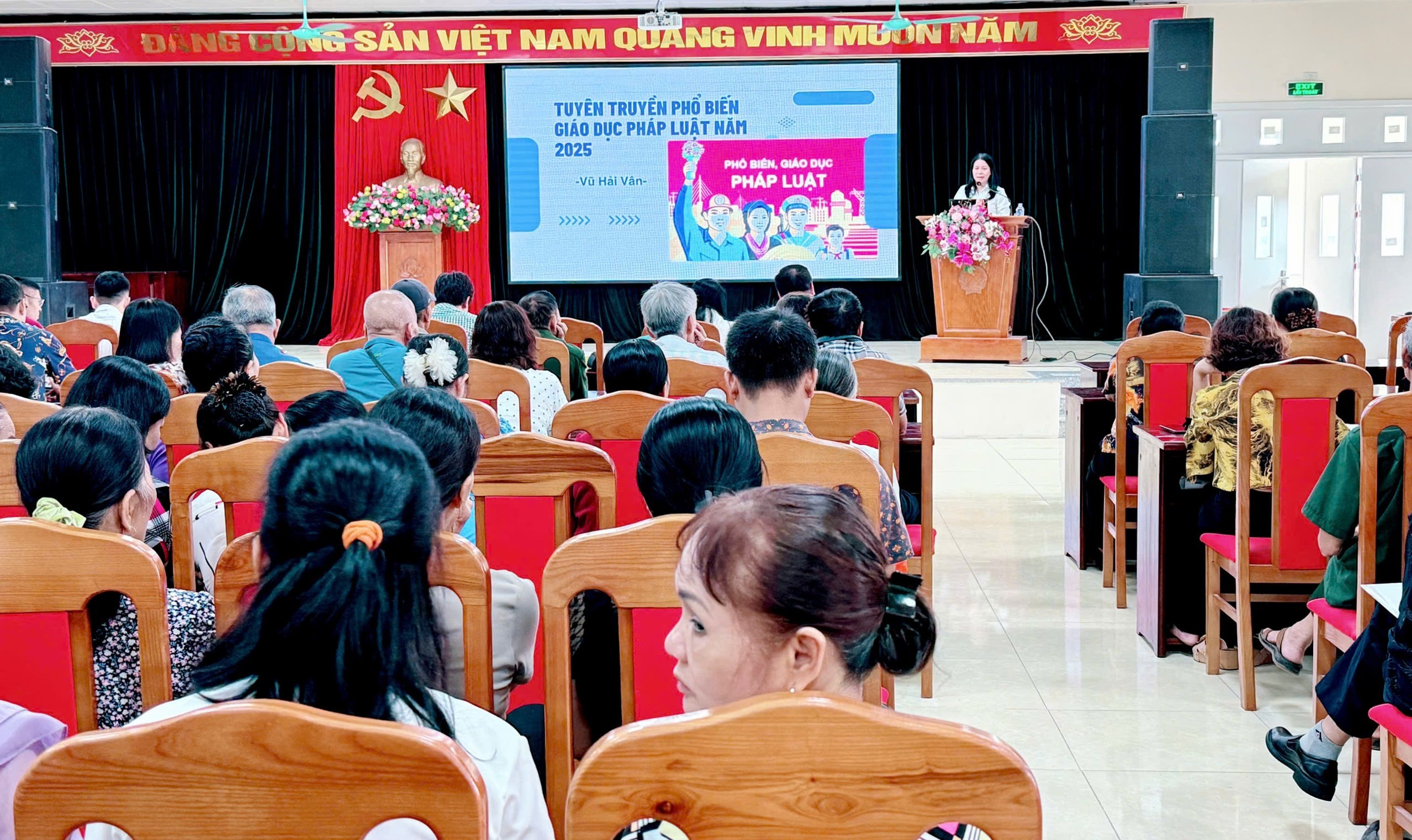 Toàn cảnh Hội nghị