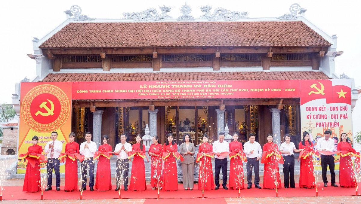 Khánh thành Di tích Đền Trung Thượng chào mừng Đại hội Đảng bộ Thành phố Hà Nội Khánh thành Di tích Đền Trung Thượng chào mừng Đại hội Đảng bộ Thành phố Hà Nội
