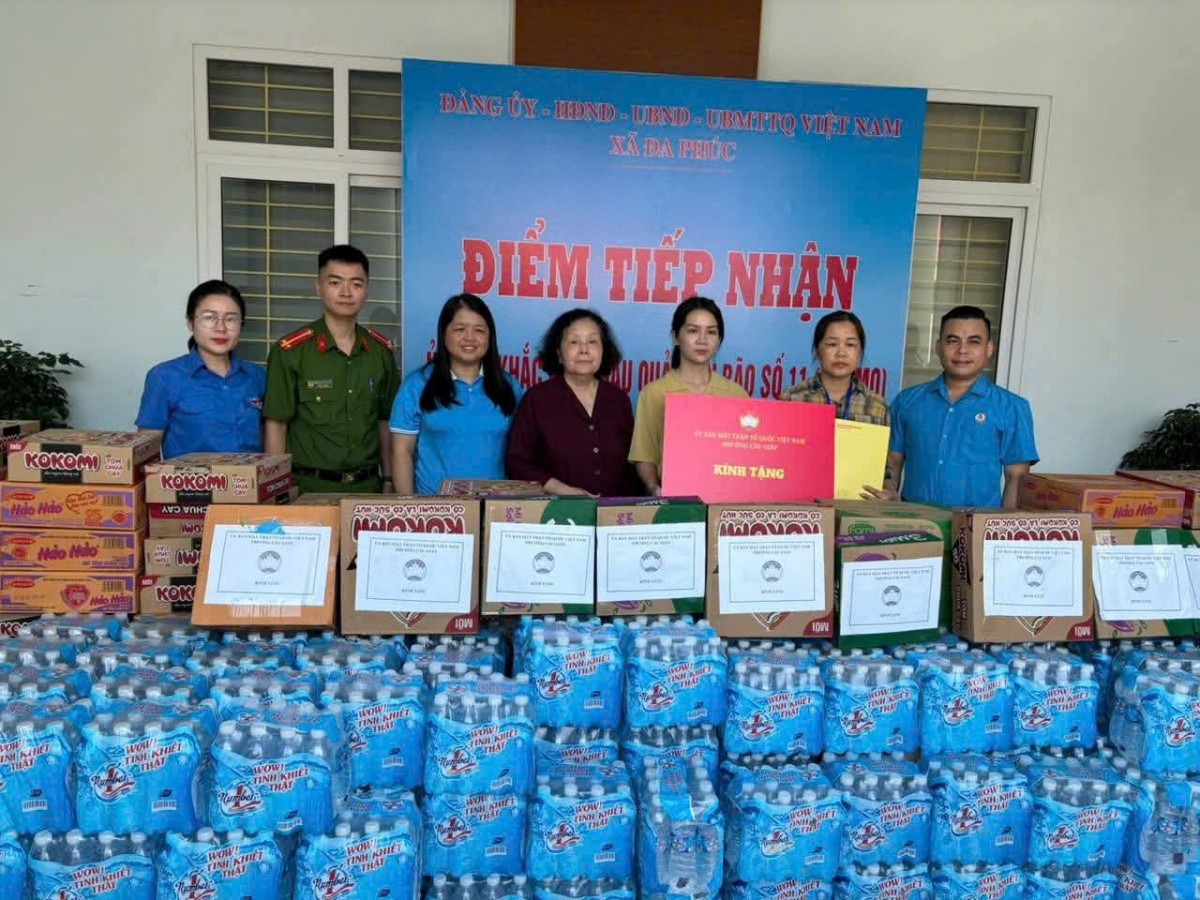 Công đoàn phường Cầu Giấy chung tay hướng về người dân vùng lũ