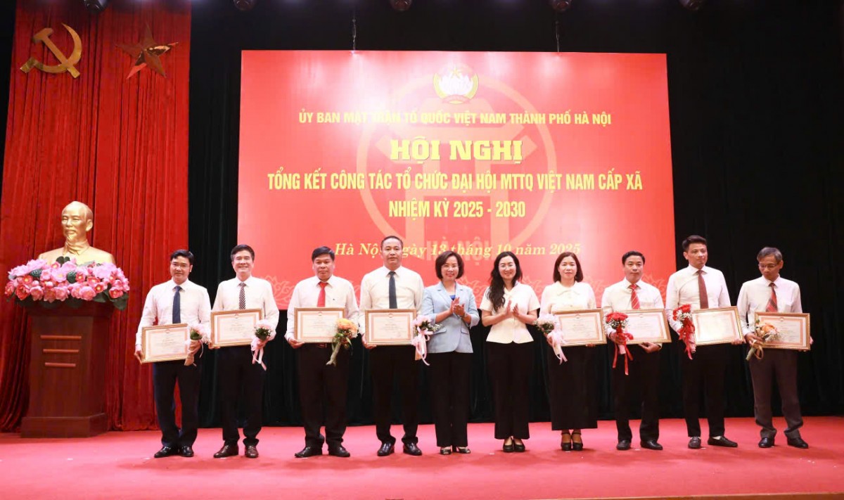 126/126 Ủy ban MTTQ Việt Nam cấp xã tổ chức thành công Đại hội đại biểu nhiệm kỳ 2025 - 2030 126/126 Ủy ban MTTQ Việt Nam cấp xã tổ chức thành công Đại hội đại biểu nhiệm kỳ 2025 - 2030