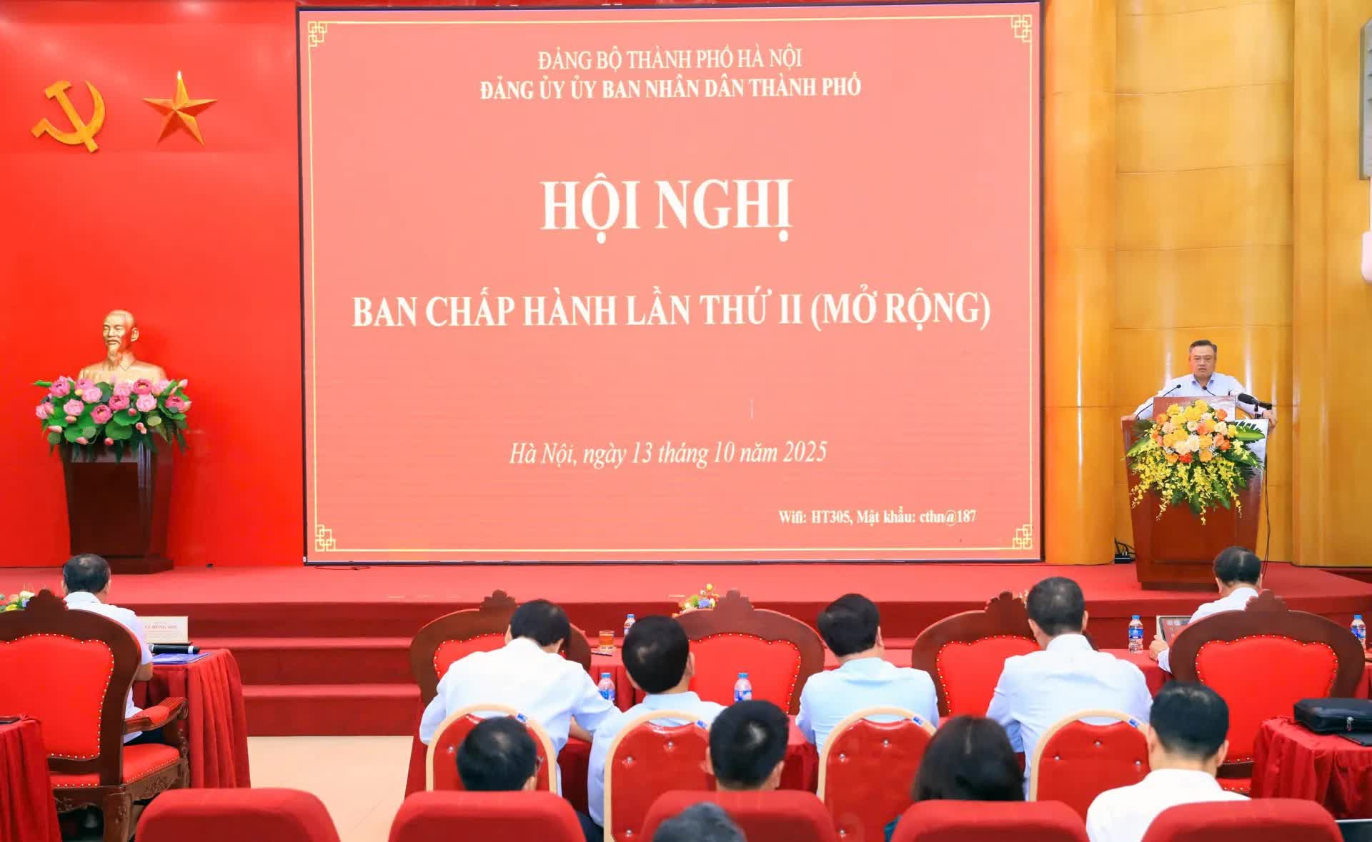 Hà Nội phấn đấu đạt mức tăng trưởng 8 - 8,5% năm 2025 Hà Nội phấn đấu đạt mức tăng trưởng 8 - 8,5% năm 2025