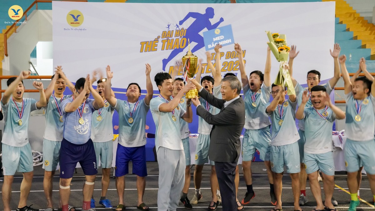 Chăm lo đời sống cho cán bộ, đoàn viên, xây dựng doanh nghiệp phát triển vững mạnh