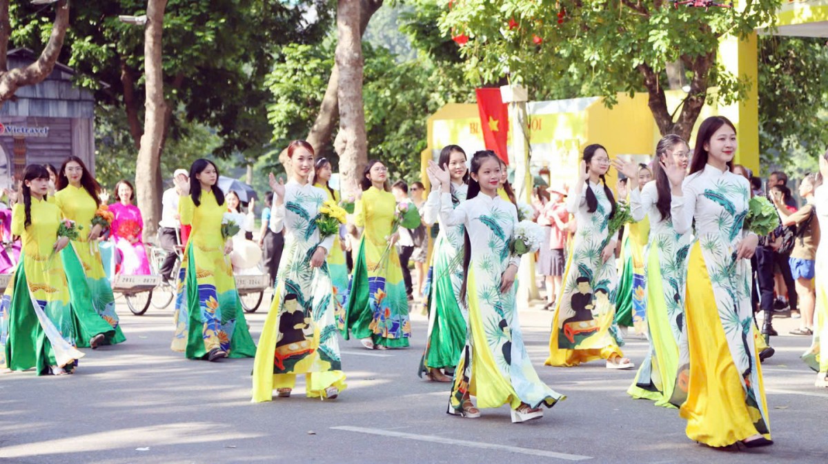 Cụ thể hóa Luật Thủ đô, tạo động lực phát triển bền vững Cụ thể hóa Luật Thủ đô, tạo động lực phát triển bền vững