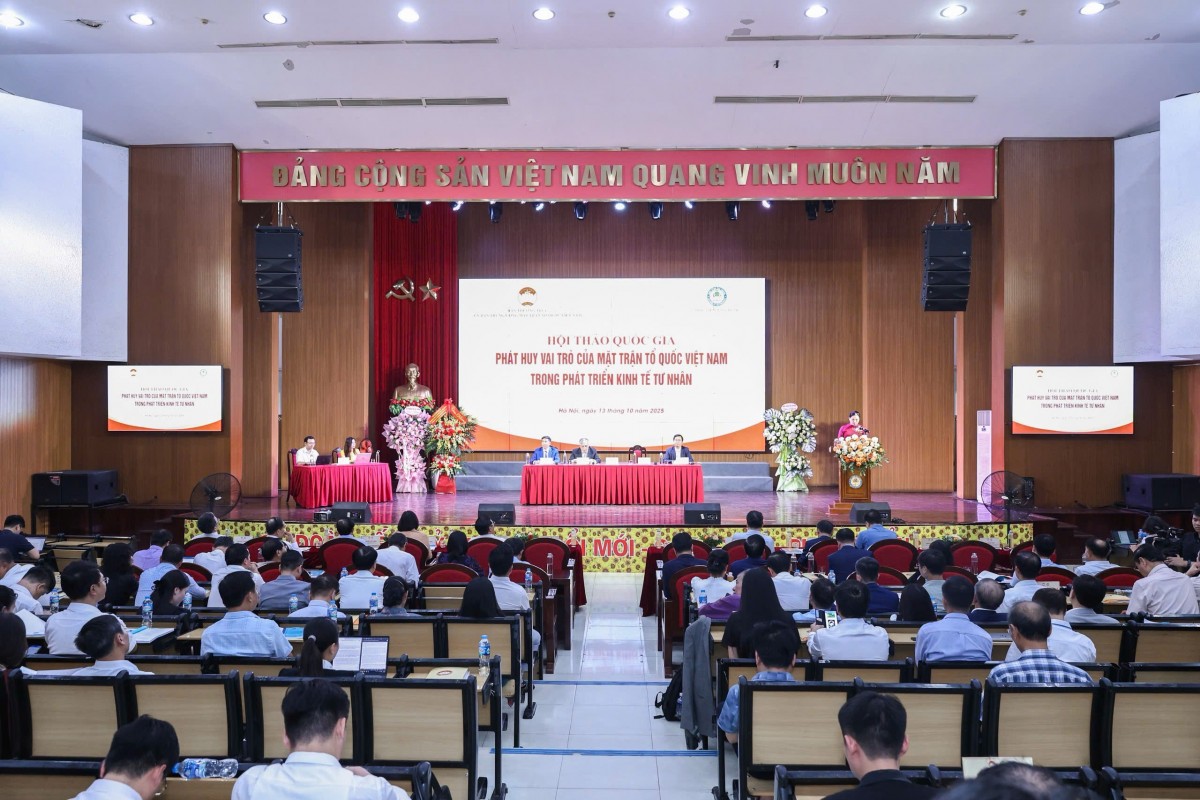 Phát huy vai trò của Mặt trận Tổ quốc Việt Nam trong phát triển kinh tế tư nhân Phát huy vai trò của Mặt trận Tổ quốc Việt Nam trong phát triển kinh tế tư nhân