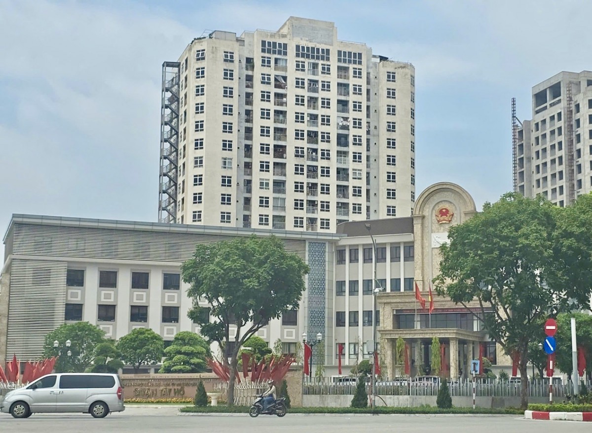 Hà Nội khuyến khích sắp xếp trụ sở dùng chung, “chốt hạn” giao tài sản trong tháng 10