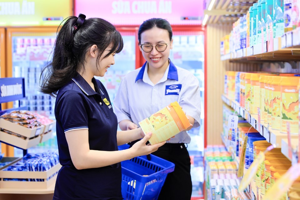 Mỗi sản phẩm đều cần một “tấm hộ chiếu minh bạch” để bảo vệ niềm tin người tiêu dùng Mỗi sản phẩm đều cần một “tấm hộ chiếu minh bạch” để bảo vệ niềm tin người tiêu dùng