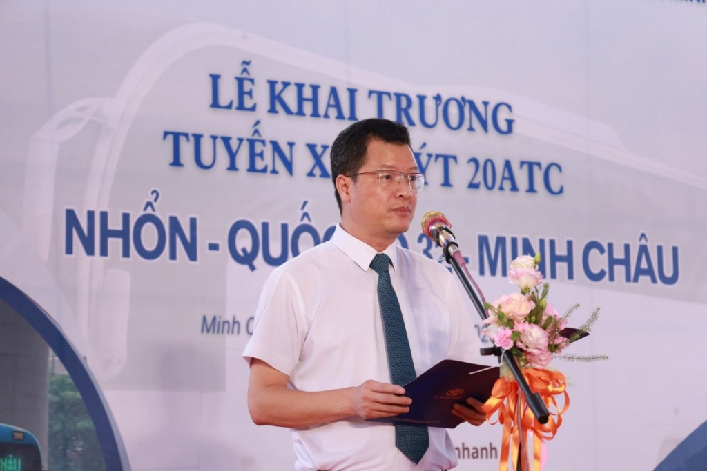 Khai trương tuyến xe buýt 20ATC kết nối xã đảo Minh Châu với trung tâm Thủ đô Hà Nội