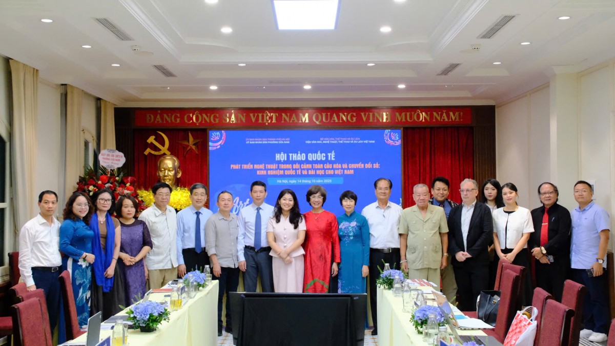 Hội thảo văn hóa phát triển nghệ thuật trong bối cảnh toàn cầu hóa Hội thảo văn hóa phát triển nghệ thuật trong bối cảnh toàn cầu hóa