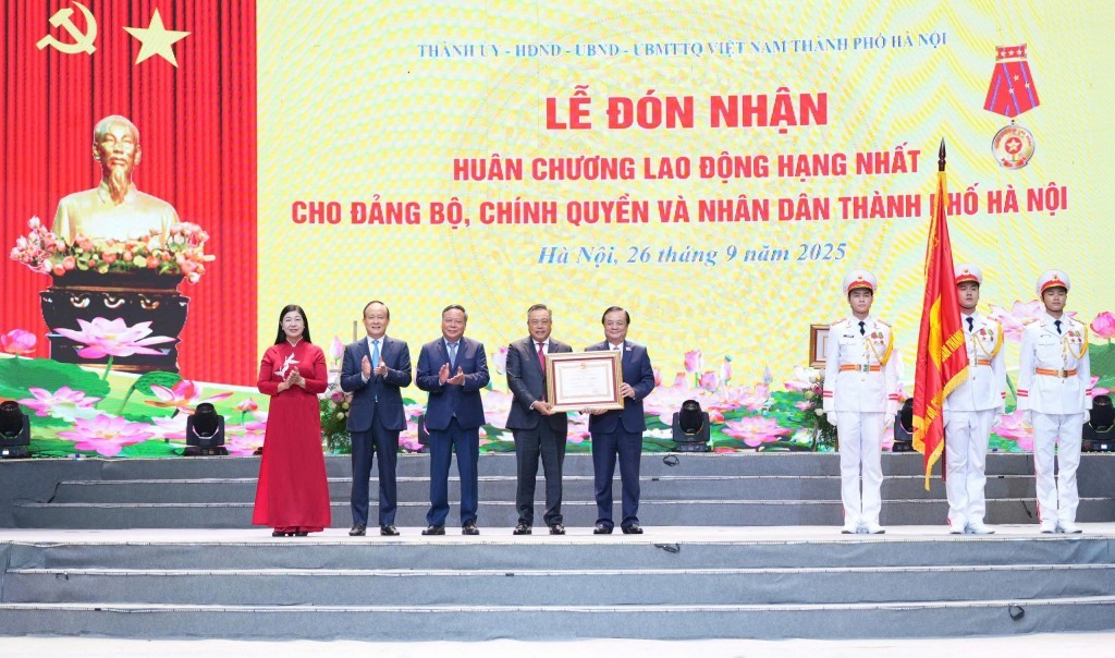 Chương trình số 04-CTr/TU: “Điểm tựa” cho nông nghiệp, nông thôn Hà Nội bứt phá Chương trình số 04-CTr/TU: “Điểm tựa” cho nông nghiệp, nông thôn Hà Nội bứt phá