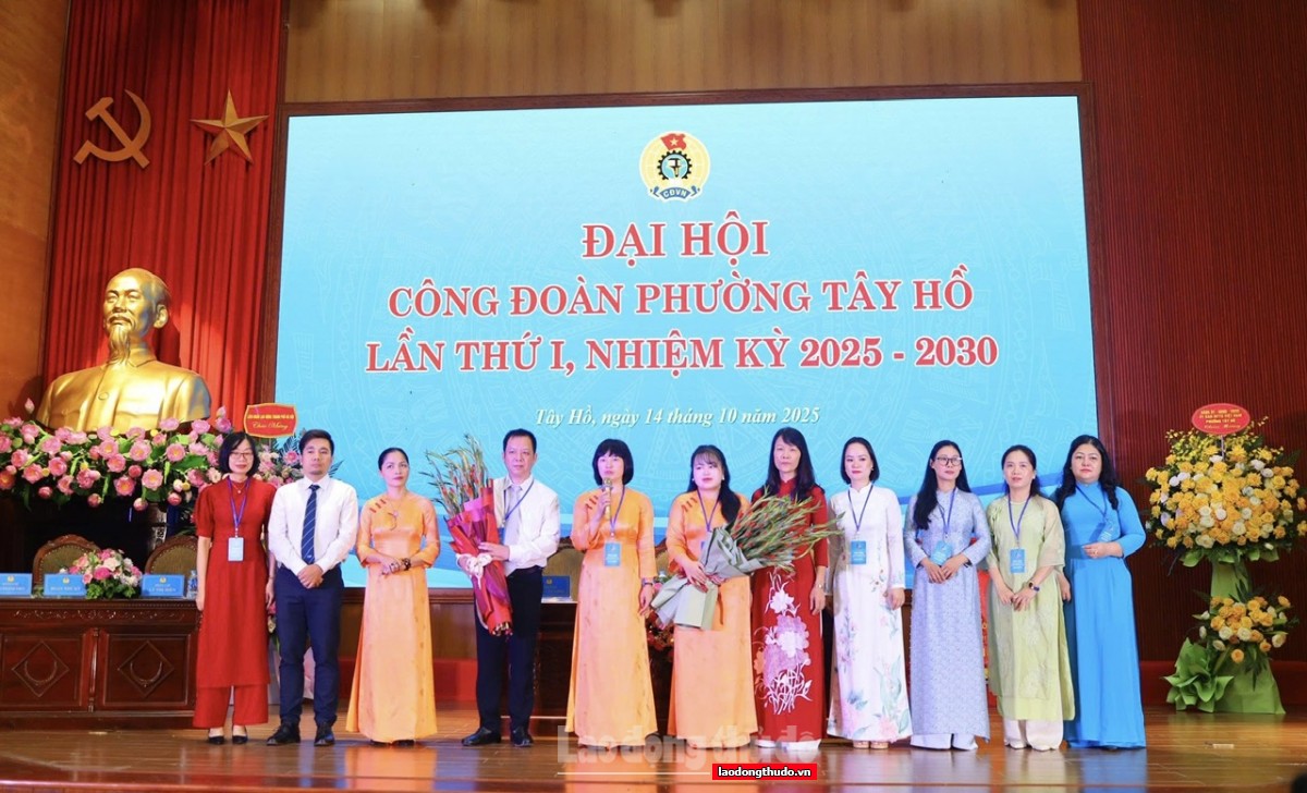 Công đoàn phường Tây Hồ: Thích ứng chuyển đổi số, hướng mạnh về cơ sở và người lao động Công đoàn phường Tây Hồ: Thích ứng chuyển đổi số, hướng mạnh về cơ sở và người lao động