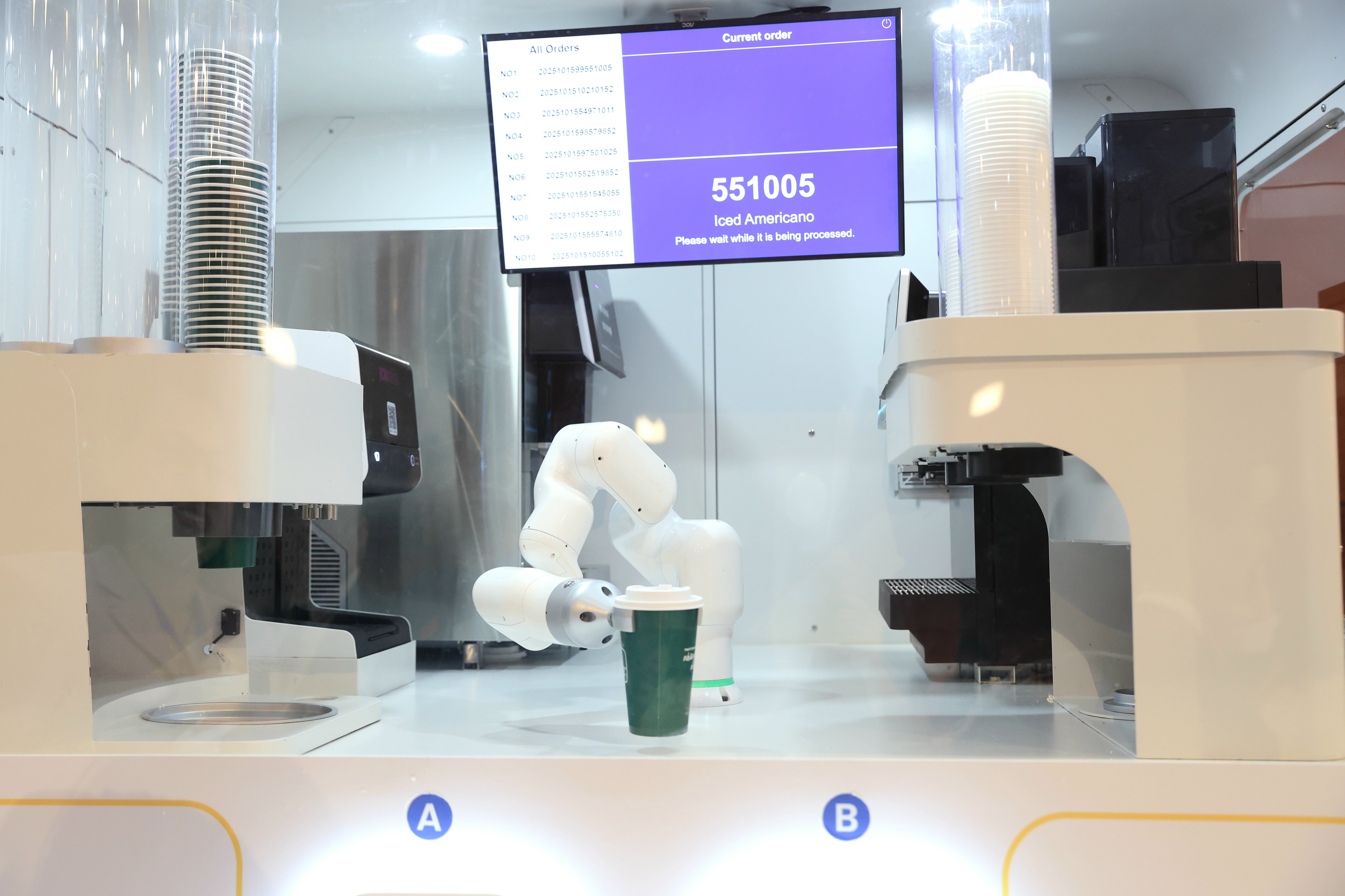 Trải nghiệm công nghệ số về quá trình xây dựng và phát triển của Thủ đô Trải nghiệm công nghệ số về quá trình xây dựng và phát triển của Thủ đô