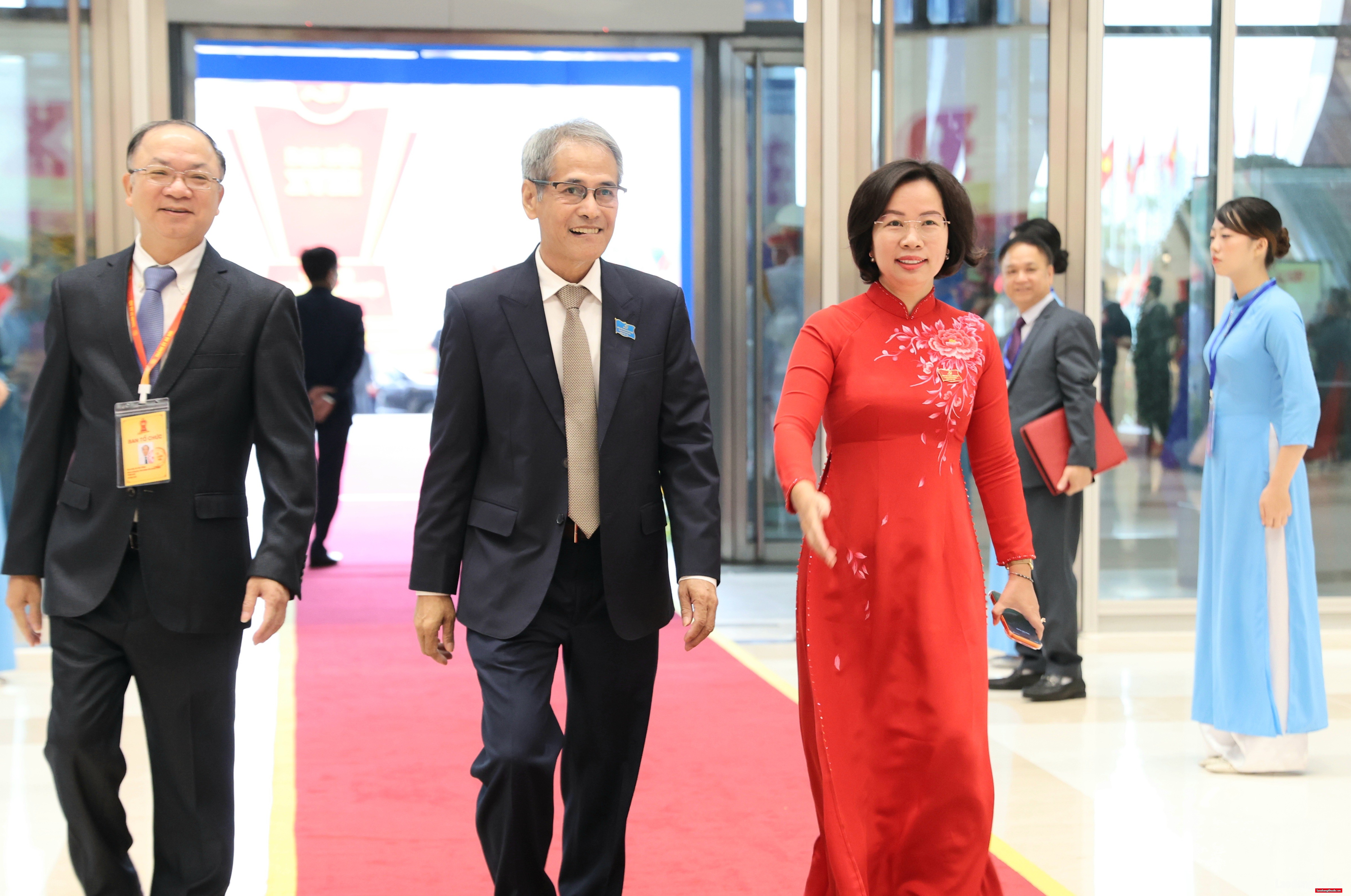 Tổng Bí thư Tô Lâm và các đồng chí lãnh đạo Đảng, Nhà nước dự Đại hội đại biểu Đảng bộ thành phố Hà Nội lần thứ XVIII