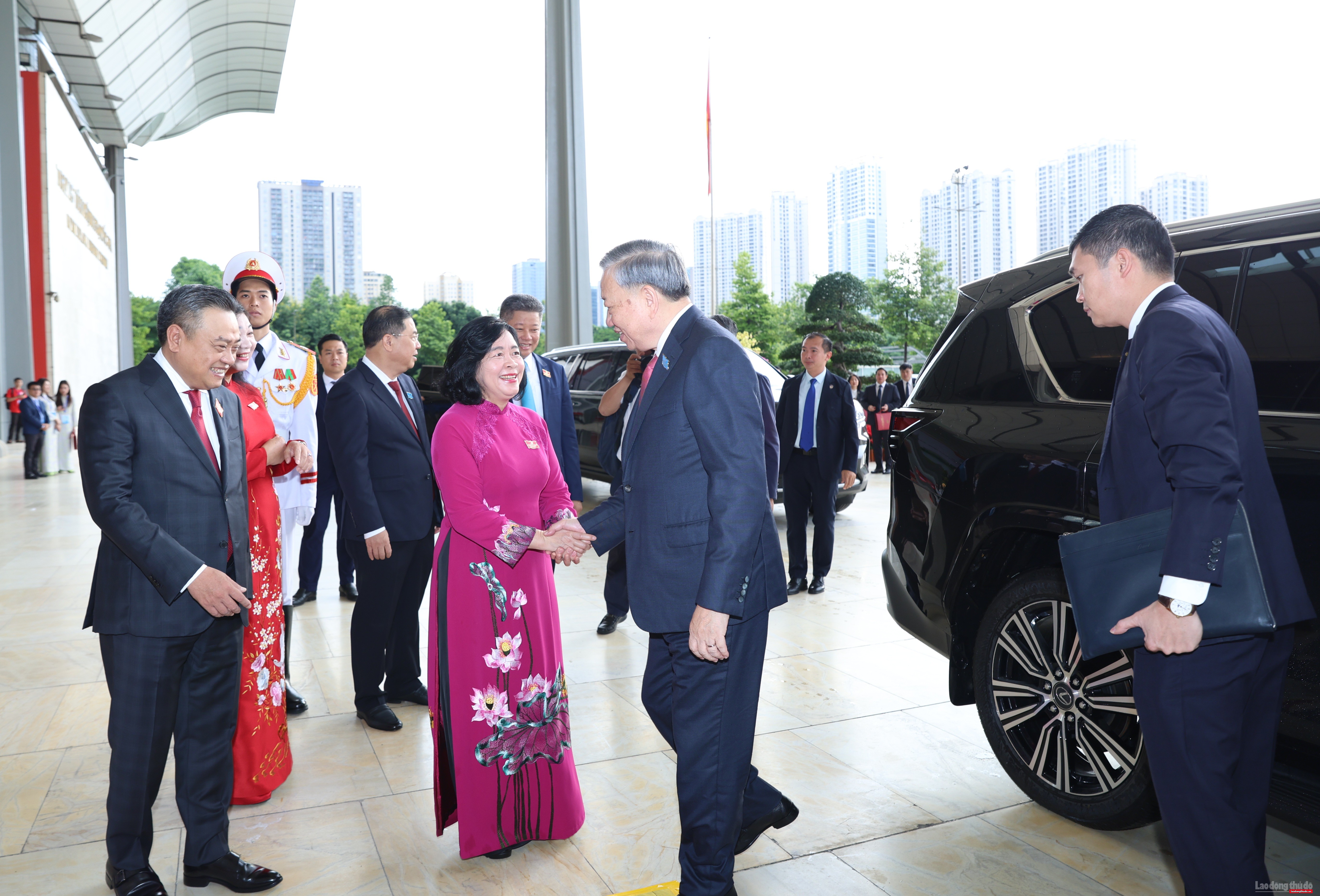 Tổng Bí thư Tô Lâm và các đồng chí lãnh đạo Đảng, Nhà nước dự Đại hội đại biểu Đảng bộ thành phố Hà Nội lần thứ XVIII