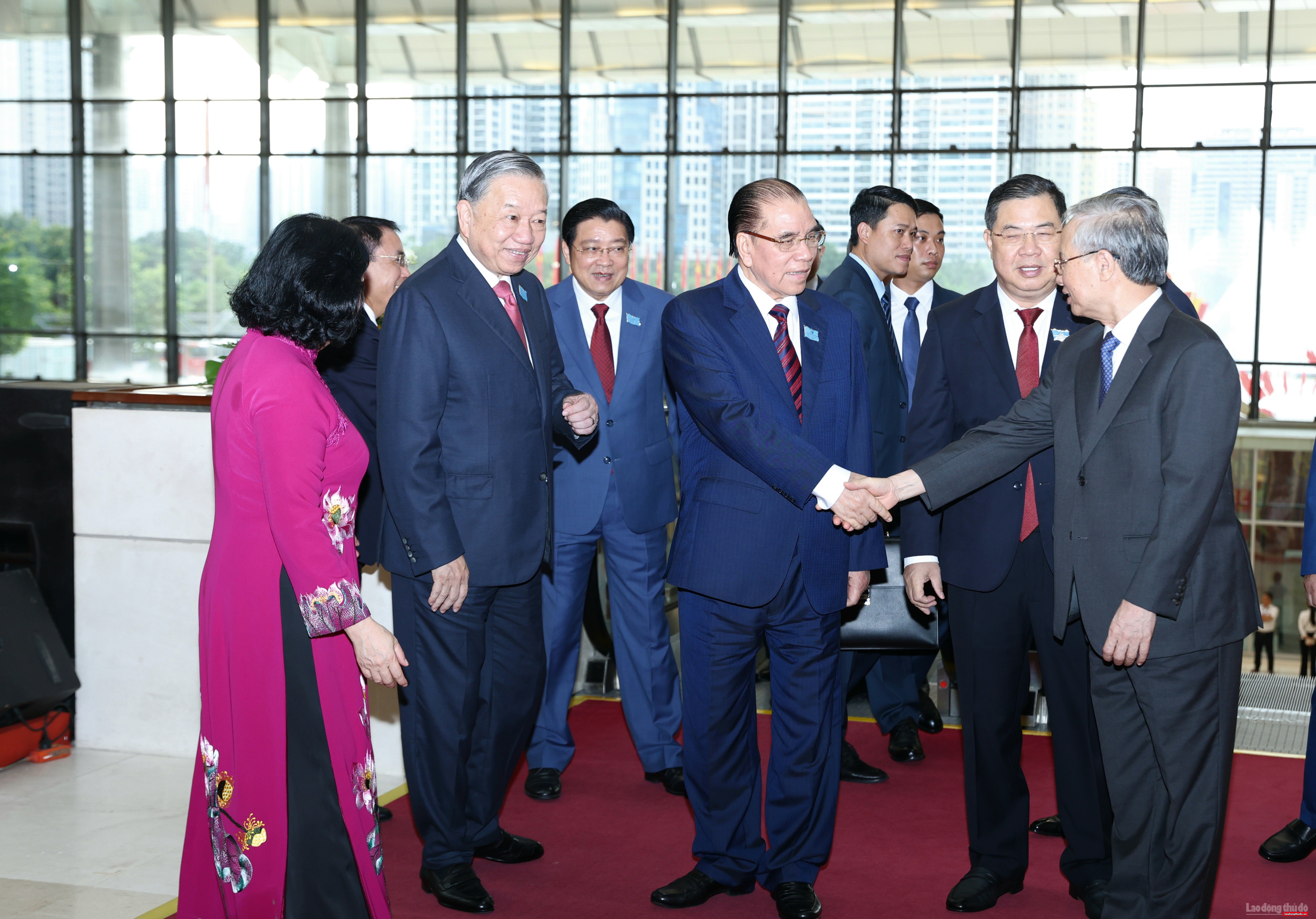 Tổng Bí thư Tô Lâm và các đồng chí lãnh đạo Đảng, Nhà nước dự Đại hội đại biểu Đảng bộ thành phố Hà Nội lần thứ XVIII