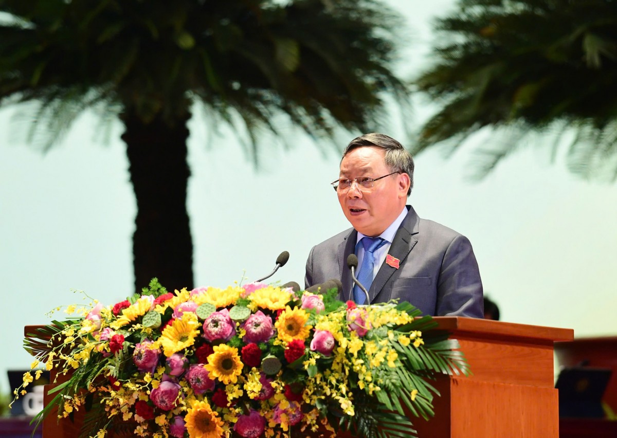 Đưa Hà Nội vươn tầm khu vực và thế giới, trở thành biểu tượng của hòa bình, thịnh vượng, bản sắc Đưa Hà Nội vươn tầm khu vực và thế giới, trở thành biểu tượng của hòa bình, thịnh vượng, bản sắc