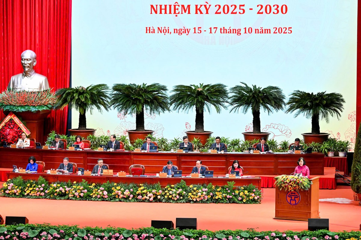 Đưa Hà Nội vươn tầm khu vực và thế giới, trở thành biểu tượng của hòa bình, thịnh vượng, bản sắc Đưa Hà Nội vươn tầm khu vực và thế giới, trở thành biểu tượng của hòa bình, thịnh vượng, bản sắc