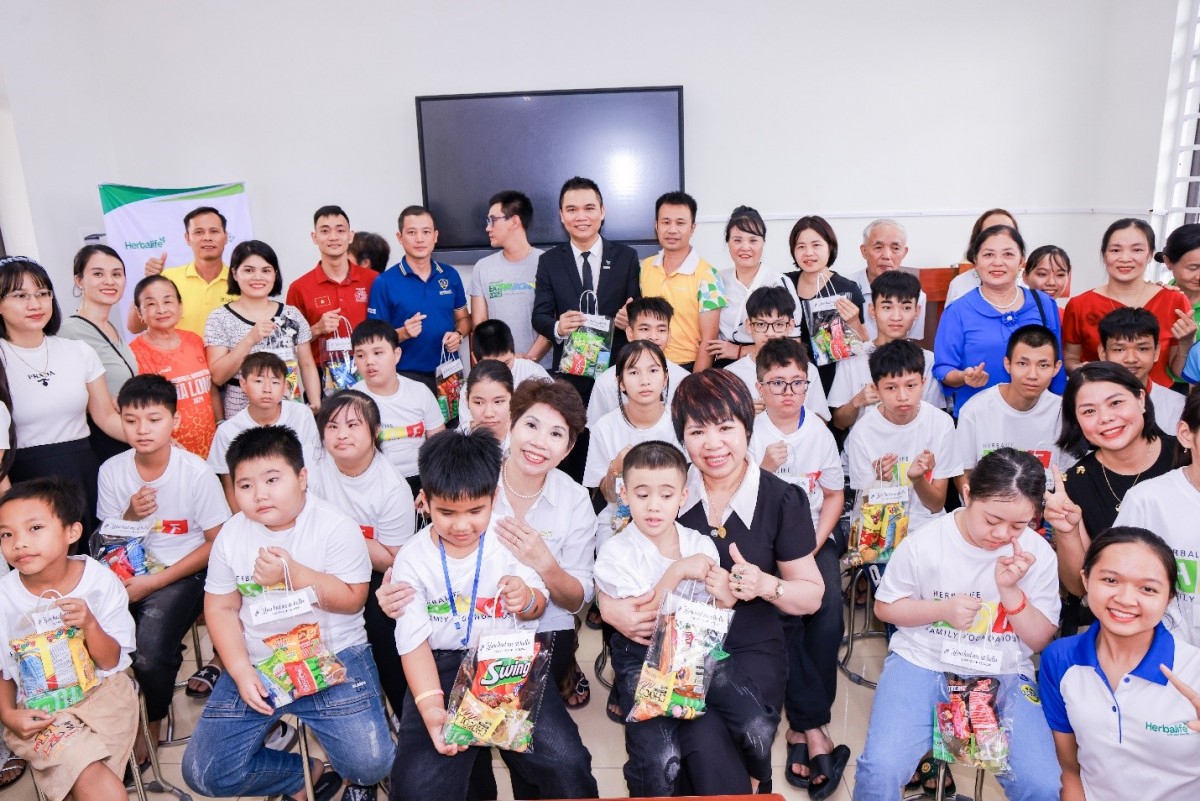 Herbalife Việt Nam hỗ trợ bữa ăn dinh dưỡng hằng ngày cho hơn 3.000 người có hoàn cảnh khó khăn