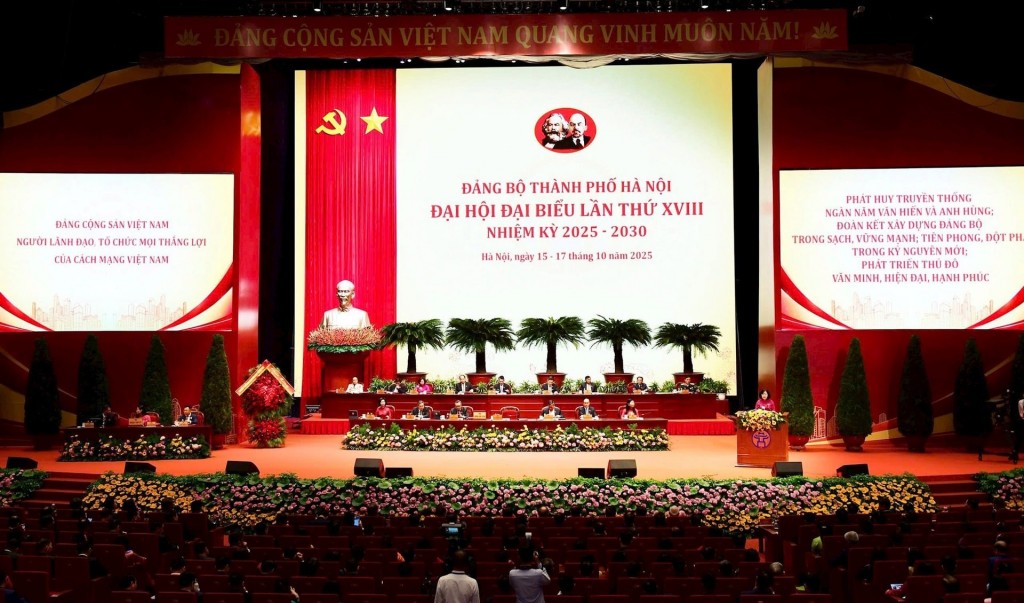 Bế mạc Đại hội đại biểu Đảng bộ thành phố Hà Nội khóa XVIII