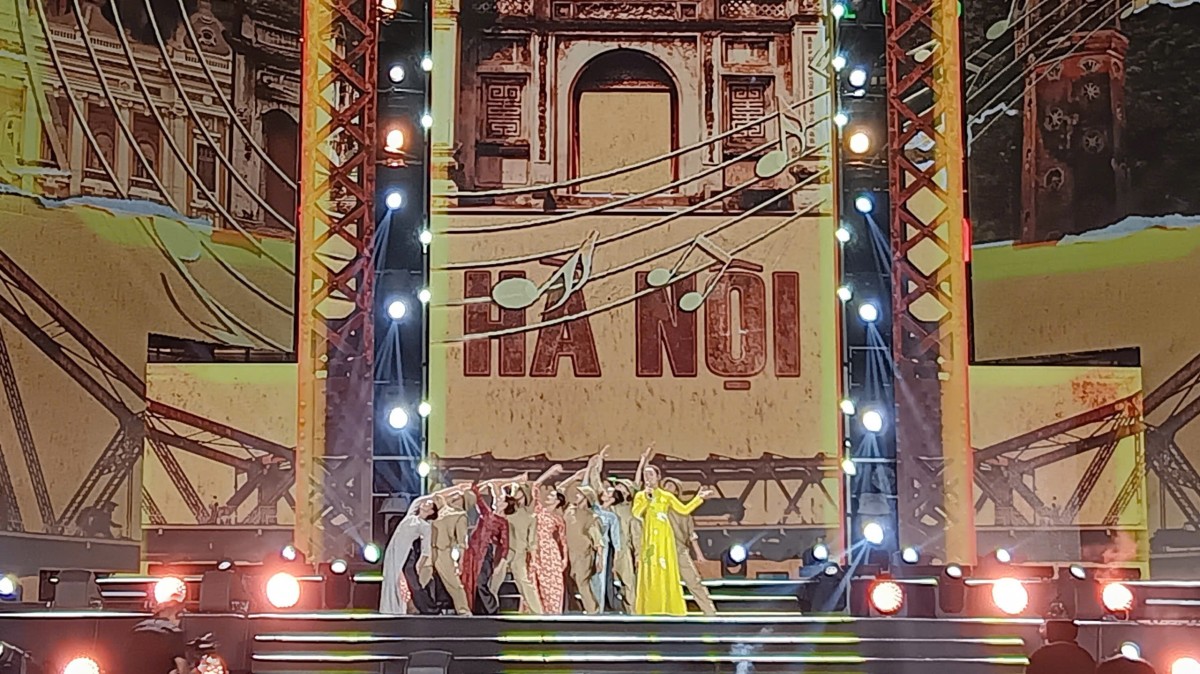 Đặc sắc chương trình nghệ thuật chào mừng thành công Đại hội Đảng bộ thành phố Hà Nội lần thứ XVIII