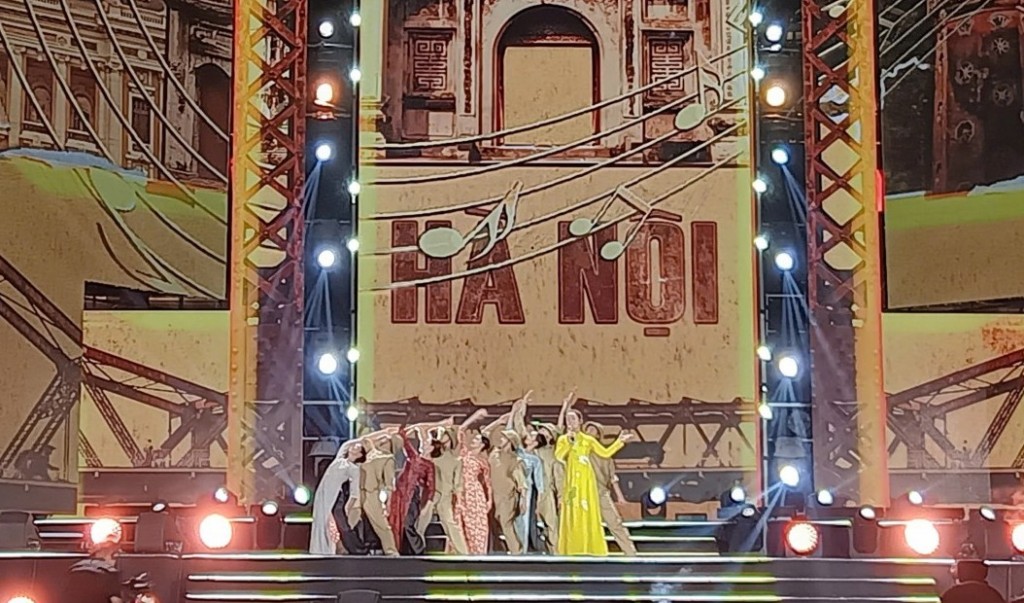 Đặc sắc chương trình nghệ thuật chào mừng thành công Đại hội Đảng bộ thành phố Hà Nội lần thứ XVIII