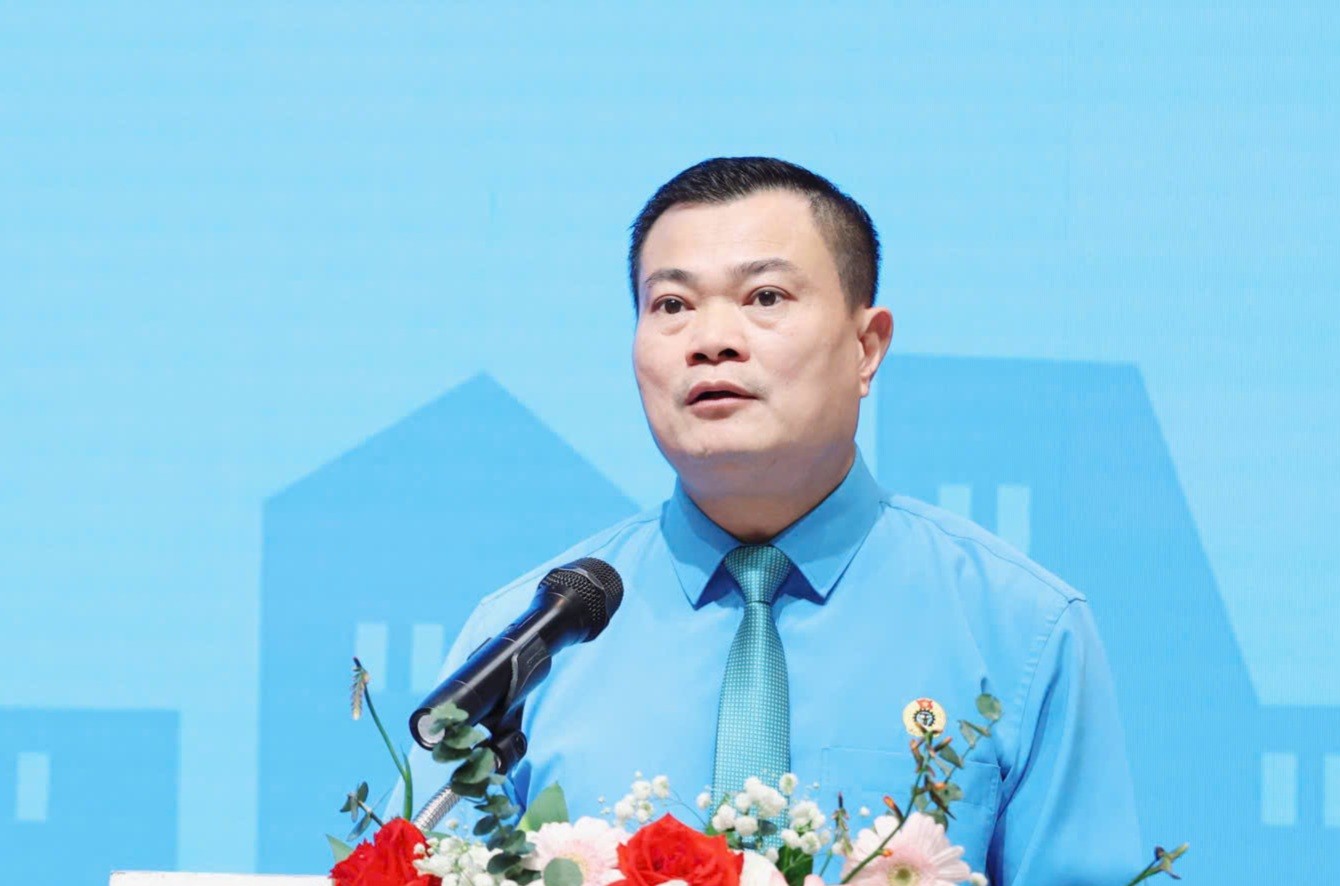 Thi đua đóng góp thiết thực vào việc thực hiện Nghị quyết Đại hội Đảng bộ thành phố Hà Nội Thi đua đóng góp thiết thực vào việc thực hiện Nghị quyết Đại hội Đảng bộ thành phố Hà Nội