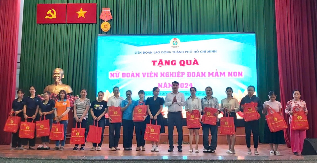 TP.HCM: Giải quyết kịp thời các vấn đề liên quan đến lao động, việc làm