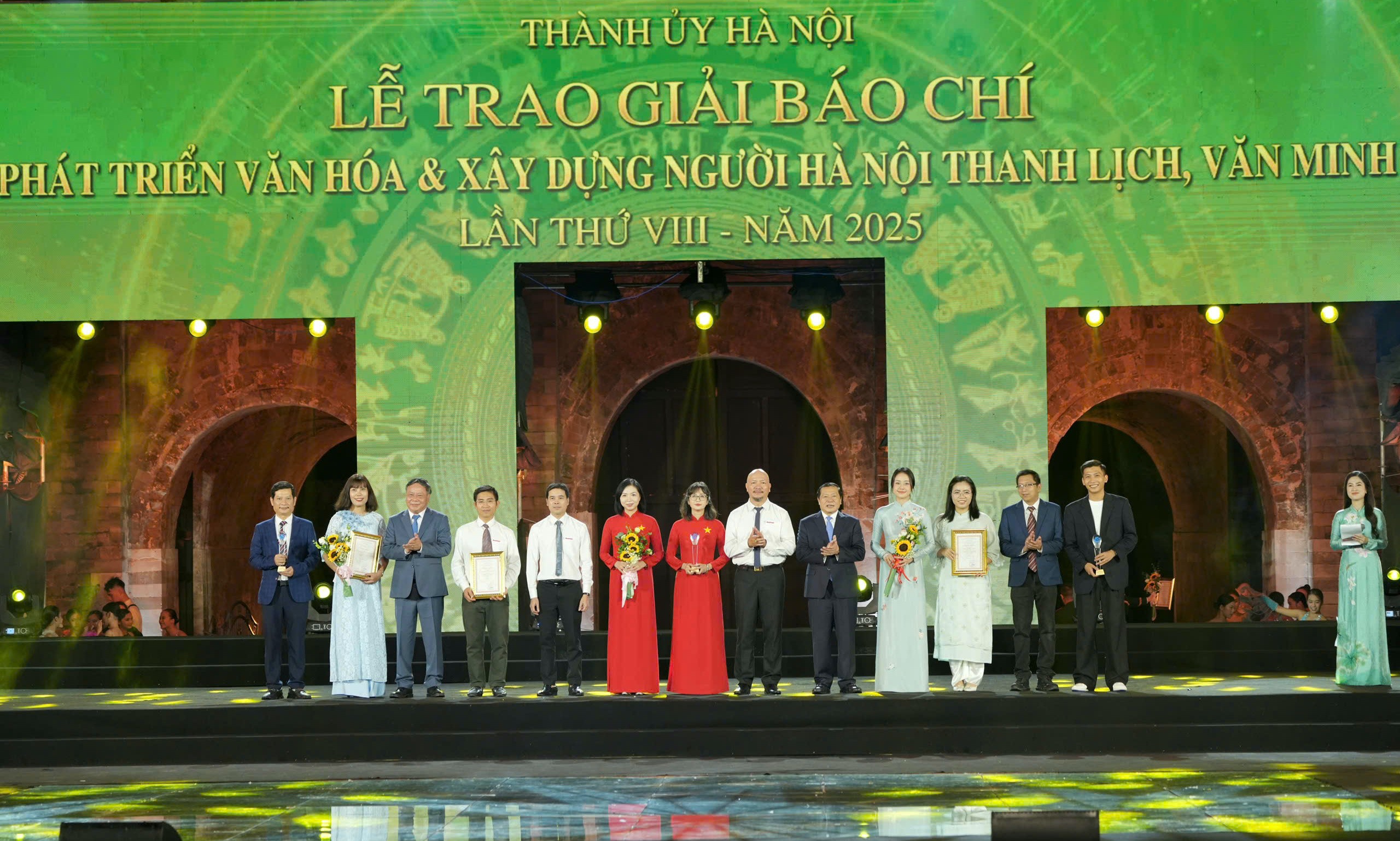 Báo Lao động Thủ đô đạt giải C Giải báo chí về phát triển văn hóa và xây dựng người Hà Nội thanh lịch, văn minh lần thứ VIII