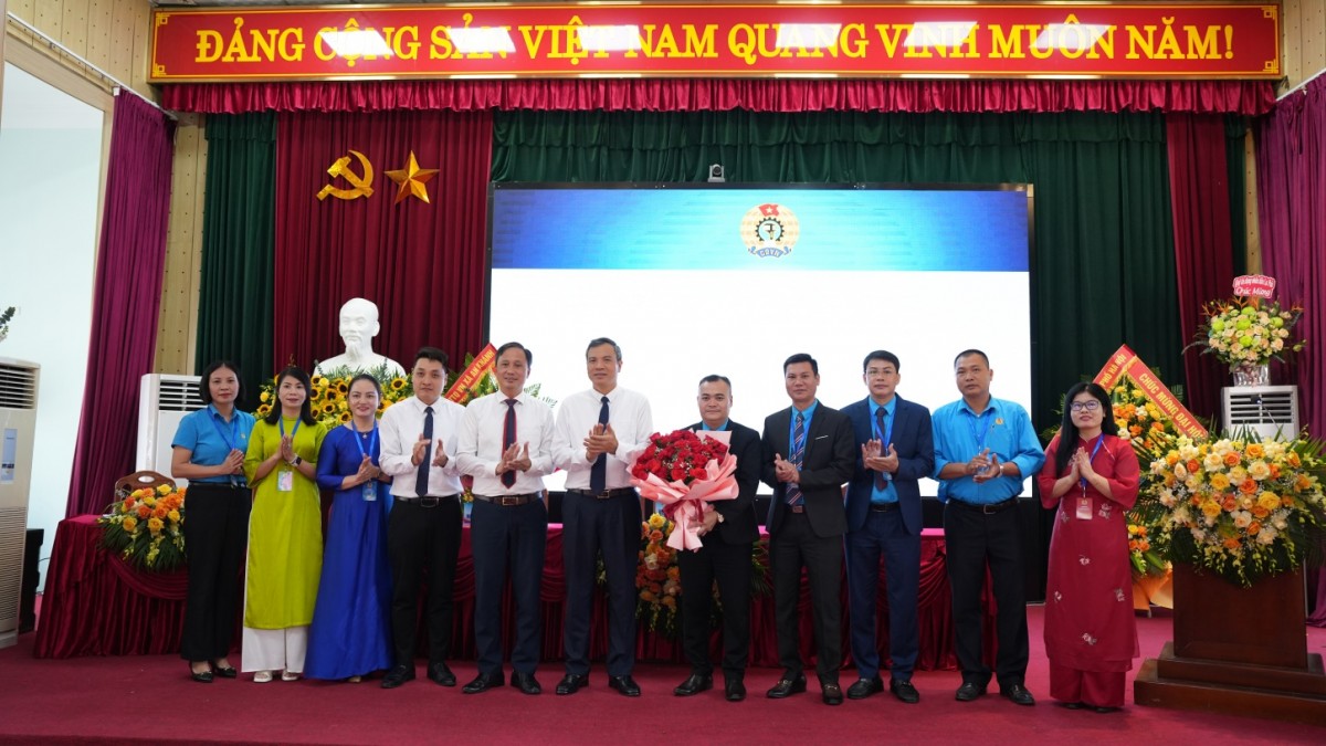 Công đoàn xã An Khánh hướng đến nhiệm kỳ “Đoàn kết - Dân chủ - Kỷ cương - Đổi mới - Phát triển”