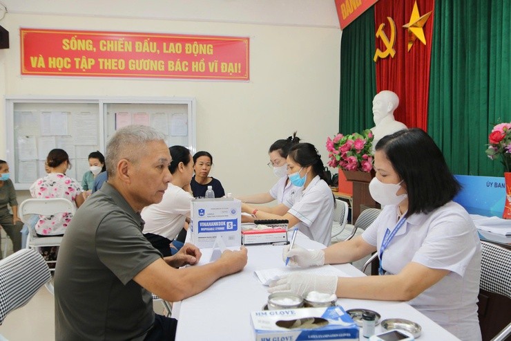 Phòng, chống bệnh không lây nhiễm tại cộng đồng Phòng, chống bệnh không lây nhiễm tại cộng đồng