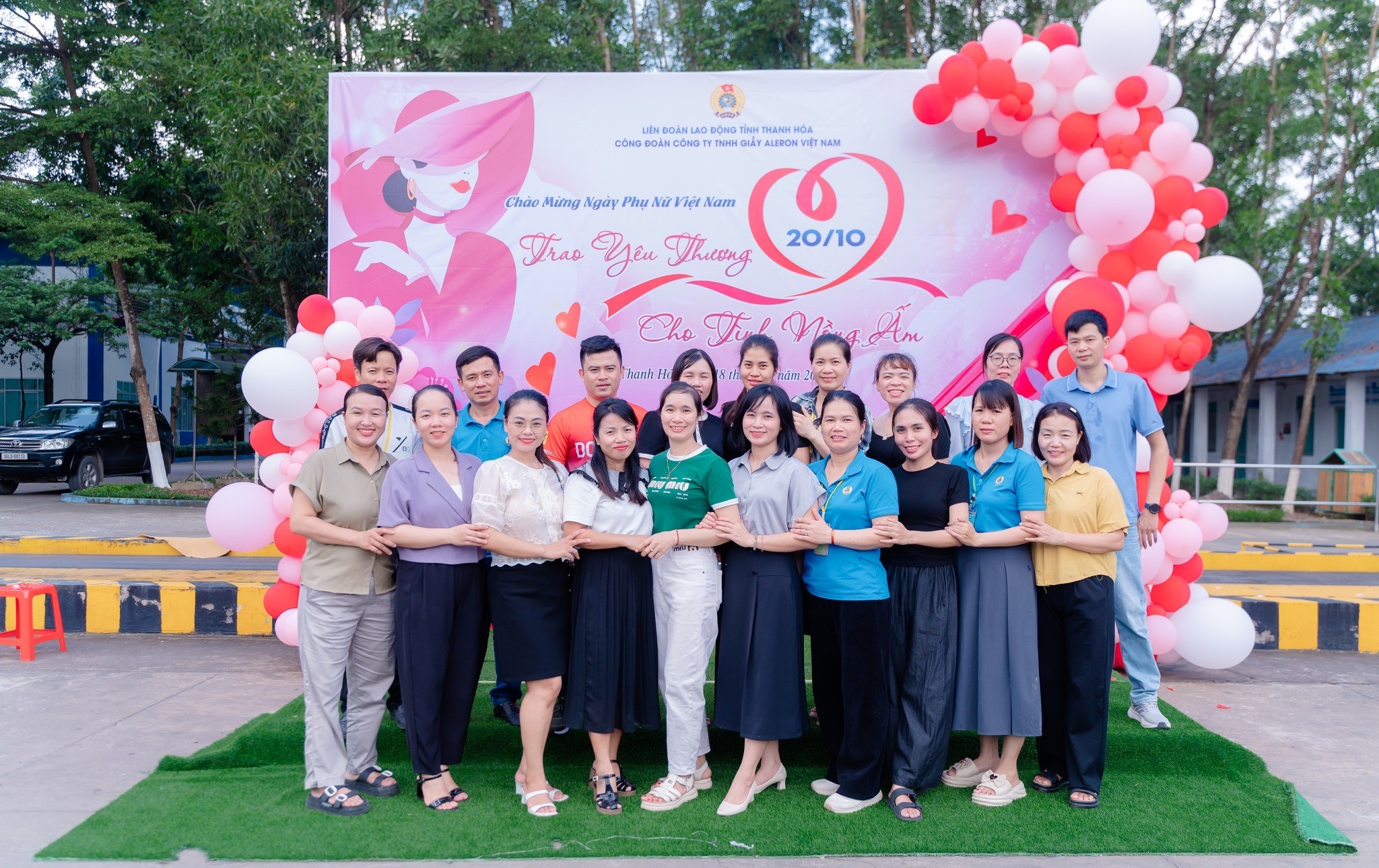 Thanh Hoá - Nghệ An - Hà Tĩnh sôi nổi các hoạt động hưởng ứng ngày Phụ nữ Việt Nam Thanh Hoá - Nghệ An - Hà Tĩnh sôi nổi các hoạt động hưởng ứng ngày Phụ nữ Việt Nam