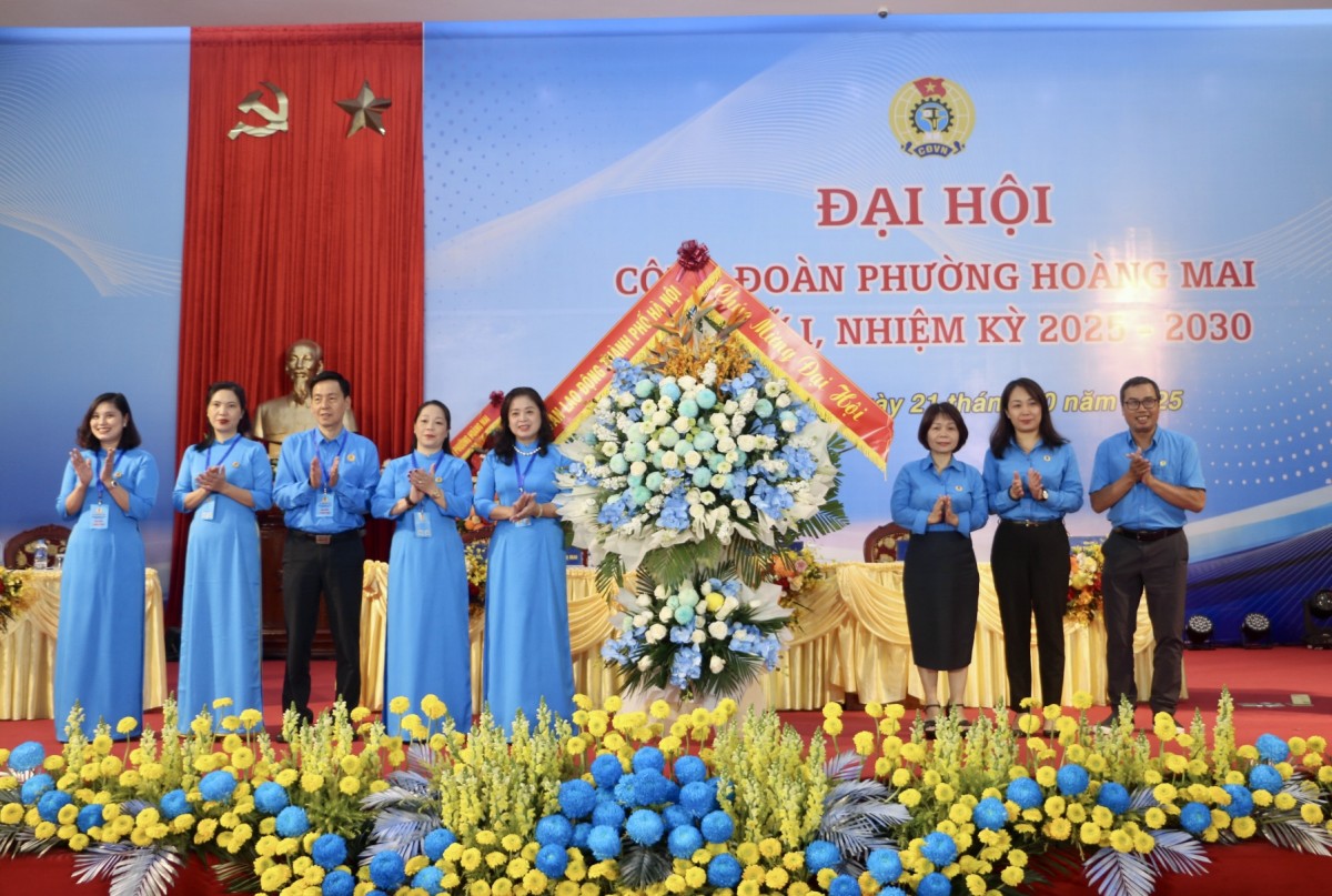 Xây dựng Công đoàn phường Hoàng Mai vững mạnh, chỗ dựa tin cậy của người lao động Xây dựng Công đoàn phường Hoàng Mai vững mạnh, chỗ dựa tin cậy của người lao động