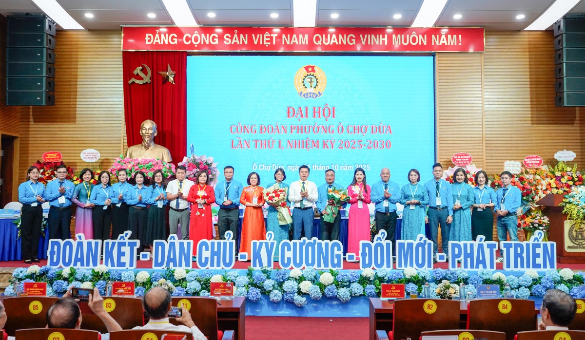 Công đoàn Ô Chợ Dừa: Quyết tâm hành động vì hơn 11.400 đoàn viên trong kỷ nguyên mới Công đoàn Ô Chợ Dừa: Quyết tâm hành động vì hơn 11.400 đoàn viên trong kỷ nguyên mới