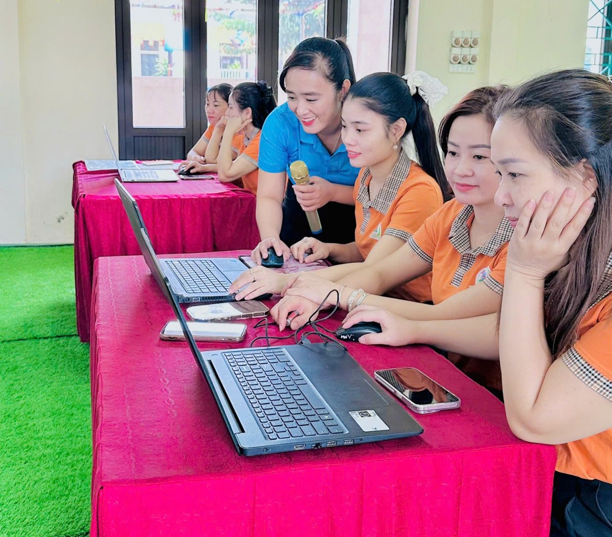 Phát huy vai trò đoàn viên Công đoàn trong chuyển đổi số giáo dục mầm non