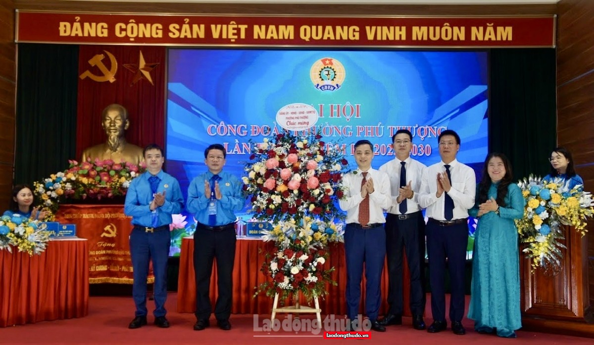 Công đoàn phường Phú Thượng: Vững bước cùng người lao động