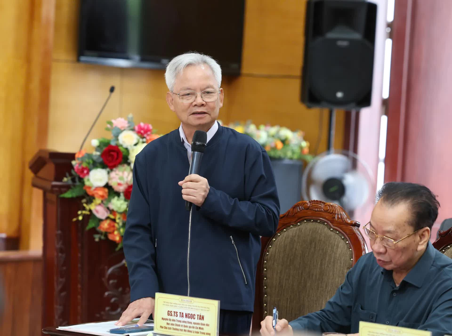 Thiết thực đưa Nghị quyết Đại hội XVIII Đảng bộ Thành phố vào cuộc sống