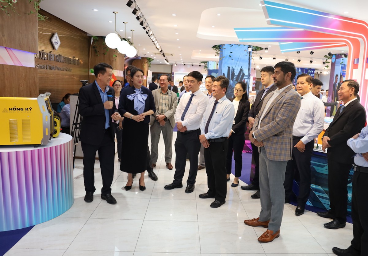 Khai mạc Tuần lễ kết nối giao thương ngành cơ khí, điện, công nghệ số Khai mạc Tuần lễ kết nối giao thương ngành cơ khí, điện, công nghệ số