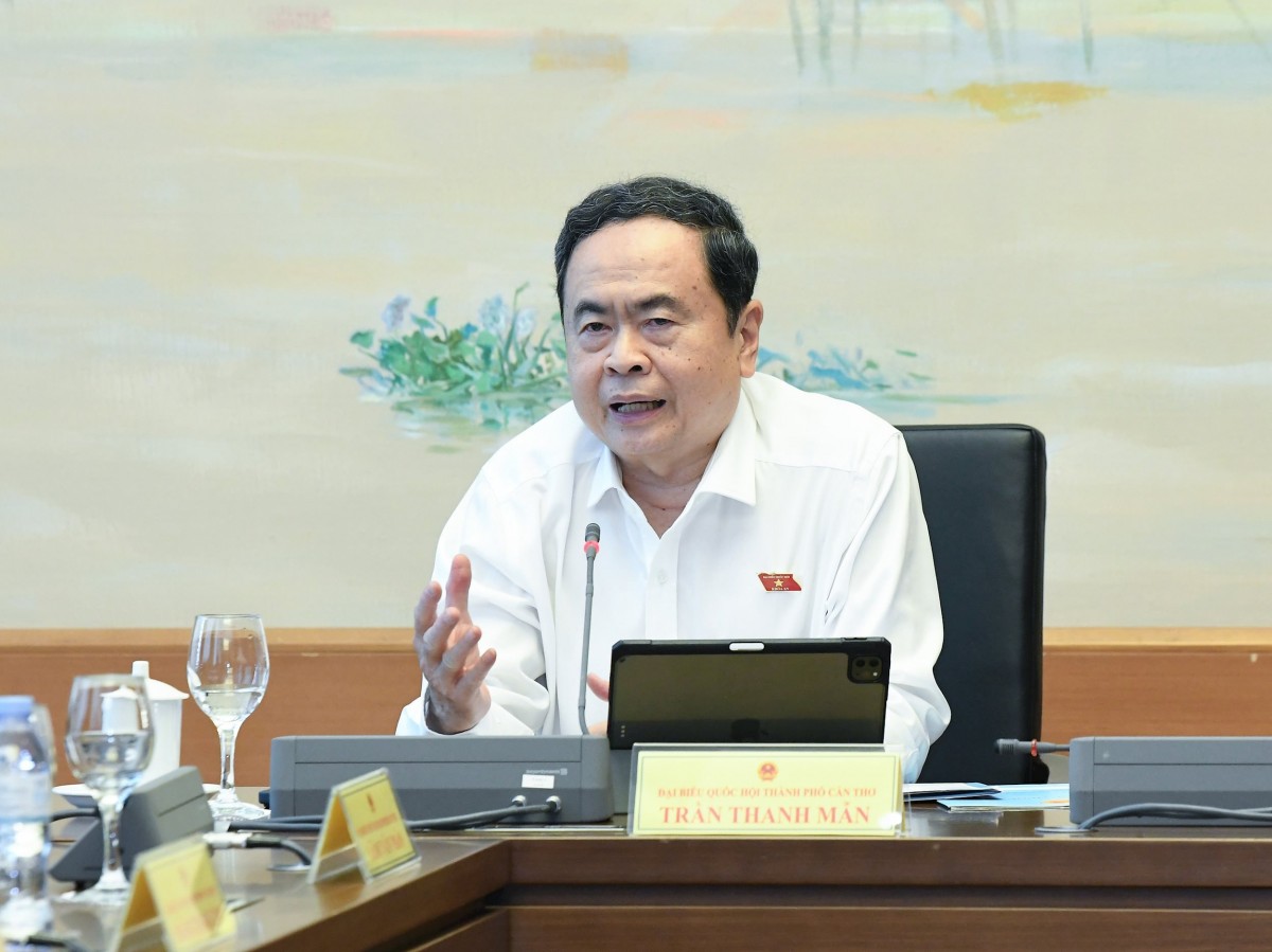 Cần quy định rõ quyền lợi của hành khách trong lĩnh vực hàng không