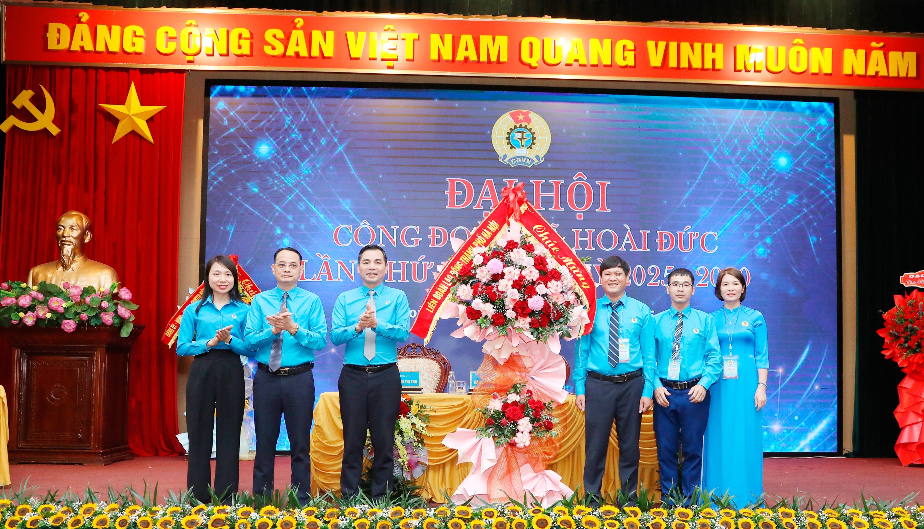 Đổi mới, sáng tạo, không ngừng nâng cao hiệu quả hoạt động Công đoàn xã Hoài Đức Đổi mới, sáng tạo, không ngừng nâng cao hiệu quả hoạt động Công đoàn xã Hoài Đức