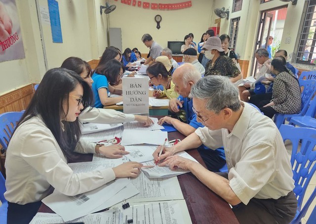 Đột phá chuyển đổi số, tạo lợi ích cho người dân Đột phá chuyển đổi số, tạo lợi ích cho người dân