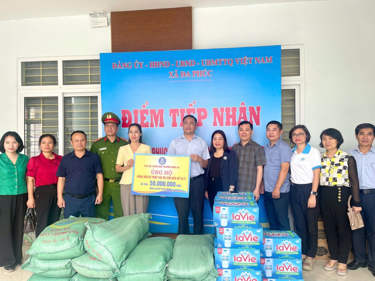 Nhân dân phường Đống Đa ủng hộ đồng bào vùng bão lụt hơn 2 tỷ đồng Nhân dân phường Đống Đa ủng hộ đồng bào vùng bão lụt hơn 2 tỷ đồng