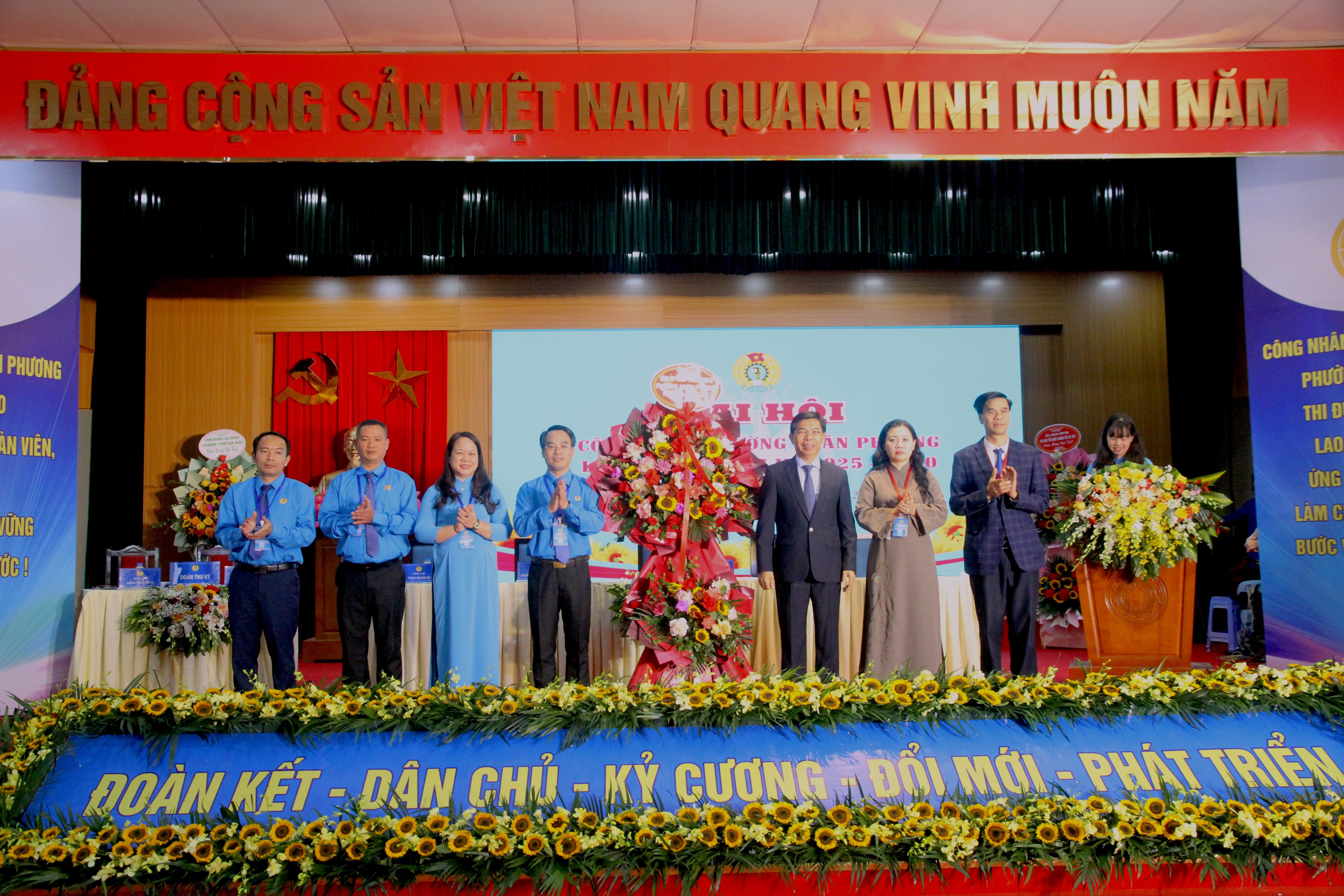 Khẳng định chỗ dựa tin cậy của người lao động