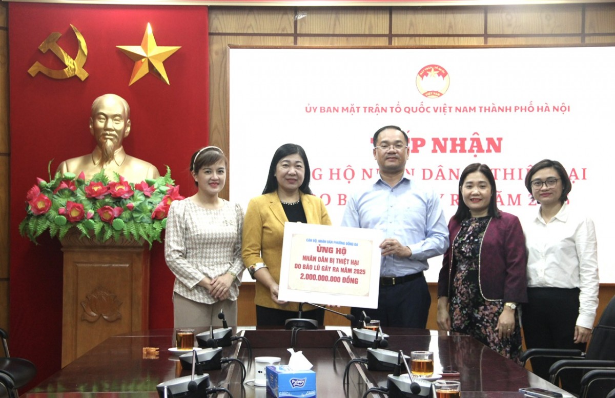 Hà Nội: Tiếp nhận gần 31 tỷ đồng ủng hộ Nhân dân các địa phương chịu ảnh hưởng bão lũ