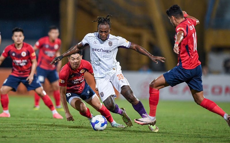 Becamex TP.HCM vs Hà Nội: Ai vượt cơn khủng hoảng hậu thay tướng?